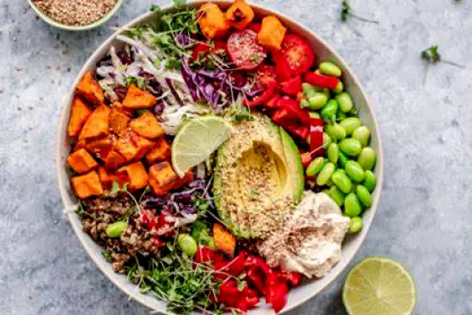 Balanced bowl of vegetables, grains, and beans