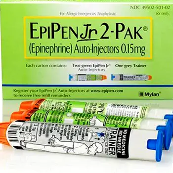 Two EpiPen auto-injectors side by side: a standard 0.3-mg pen and a smaller Jr version delivering 0.15-mg